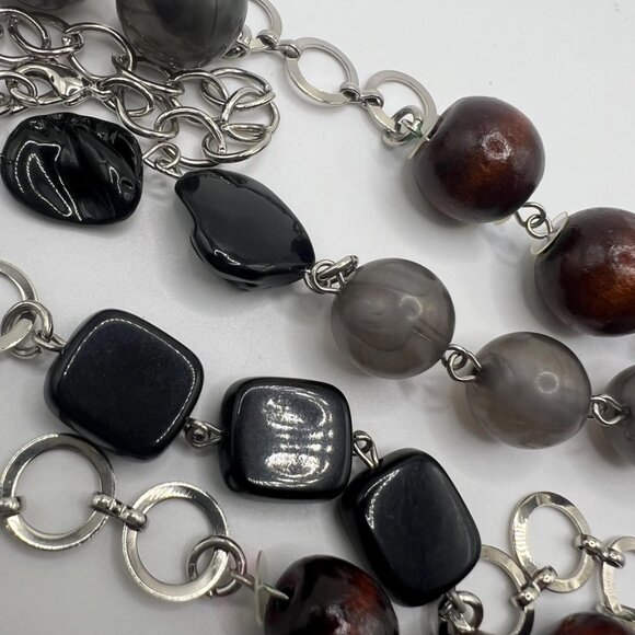 Stunning Vintage 32”. Wood and resin bead necklace. - Picture 4 of 7